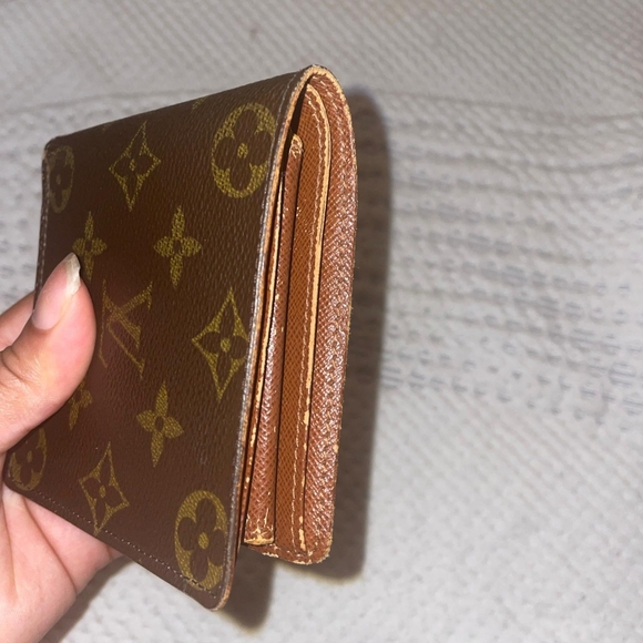 Authentic Louis Vuitton wallet #11 - Picture 2 of 10